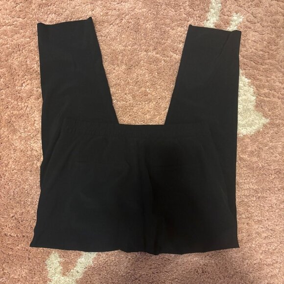 Banana Republic Airstretch Tapered Pants in Black Size Medium Breathable - Picture 4 of 7